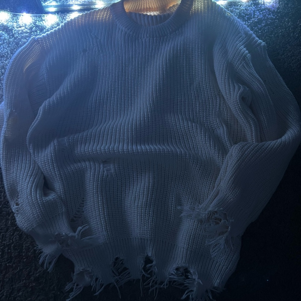 Men’s Distressed Sweater